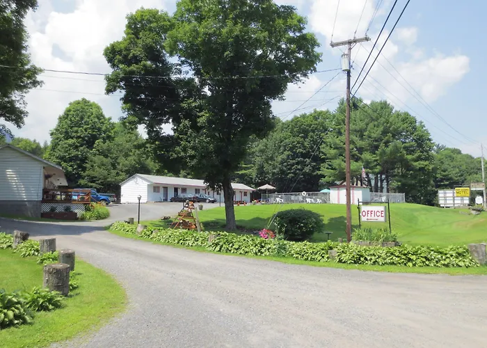 Four Seasons Motel Catskill