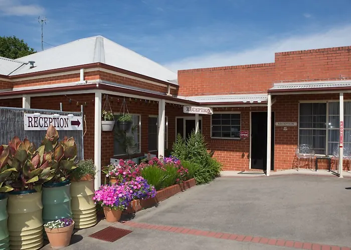 Yackandandah Central
