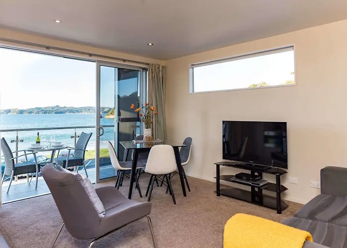 Edgewater Palms Apartments Paihia
