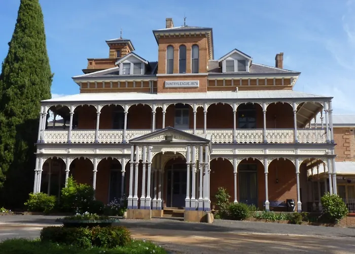 Duntryleague Guesthouse Orange