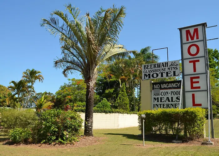 Beerwah Glasshouse Motel