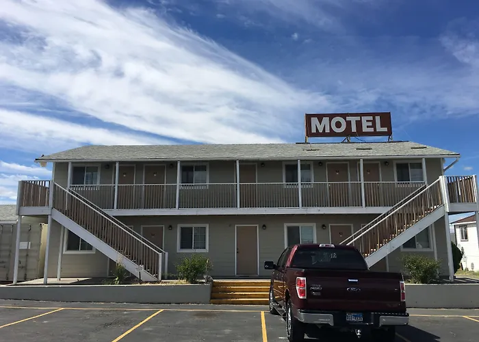 Umatilla Inn & Suites