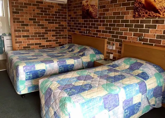 Denman Motor Inn