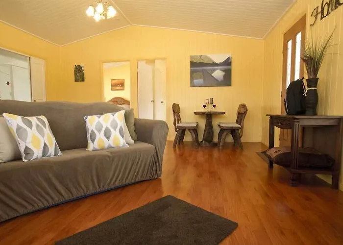 Lee Farm Stay Cottages Kingaroy