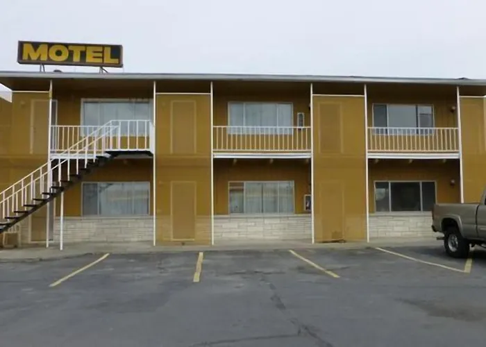 Umatilla Inn & Suites