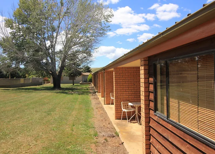 Snowy Mountains Resort And Function Centre Adaminaby