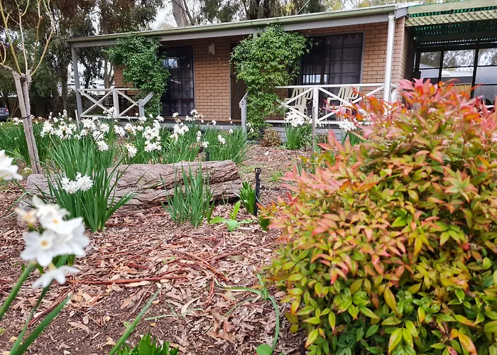 Barossa Country Cottages Lyndoch