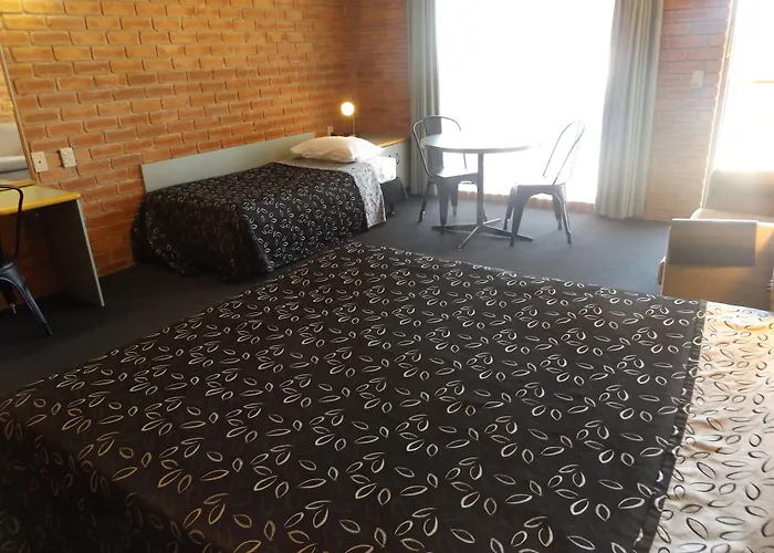 Mulwala Paradise Palms Motel - Book With Us Direct On Our Site For Best Rate
