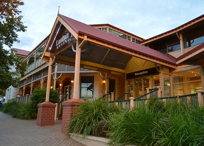 Loxton Community Hotel Motel