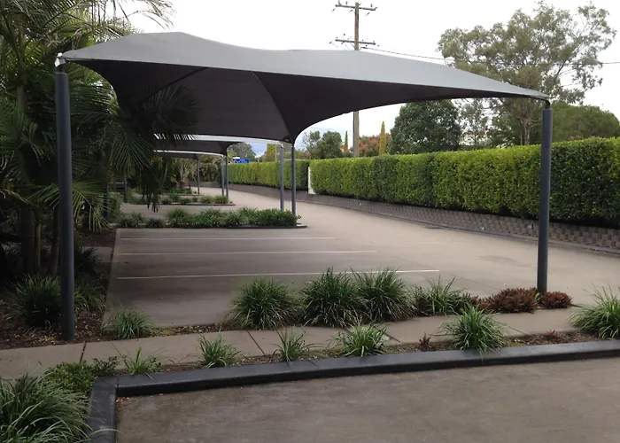 Francis Phillip Motor Inn And The Lodge Singleton
