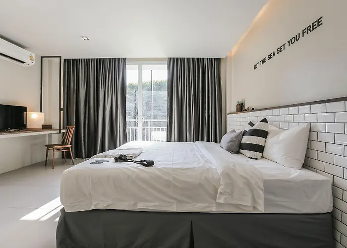 Sugar Ohana Poshtel Phuket