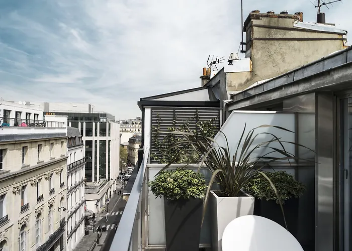 Hotel Ekta Champs Elysees Parijs