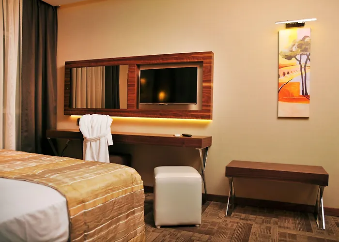 Avin Hotel İzmir