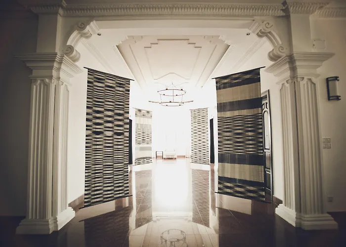 Hotel White Mansion 白色公馆 Phnom Penh