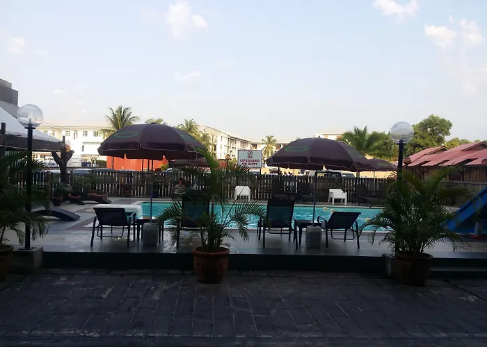Langgura Baron Resort Pantai Cenang 