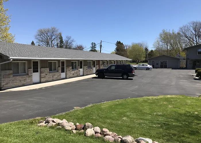Marinette Inn