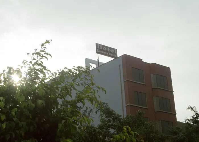 Hotel Esencia Suites Lima