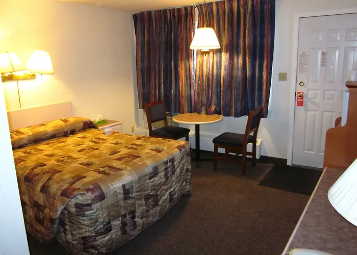 Chinook Motel Lethbridge