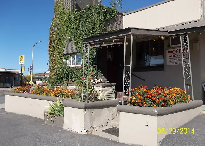 Selkirk Motel Colville