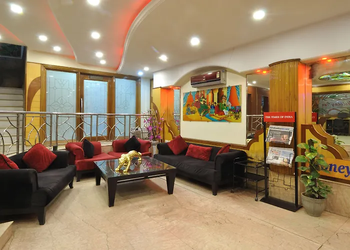Hotel De Holiday International @ New Delhi Station