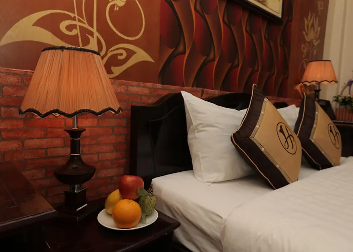 Hanoi Golden Charm Hotel