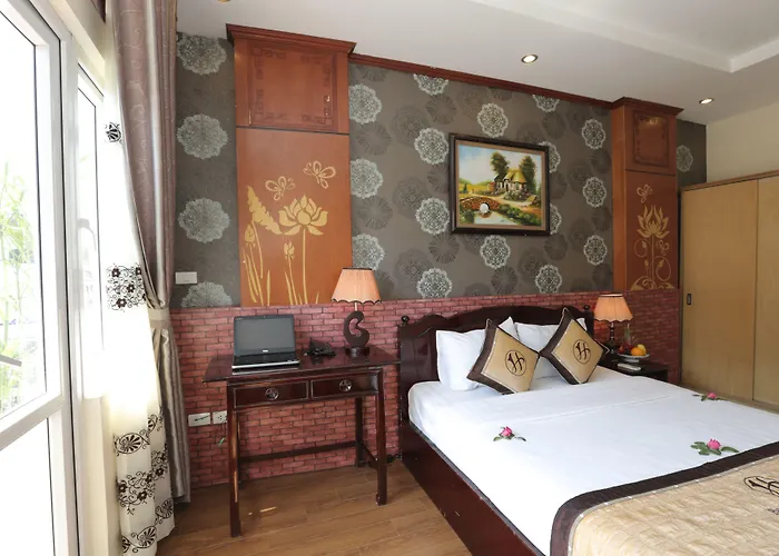 Hanoi Golden Charm Hotel