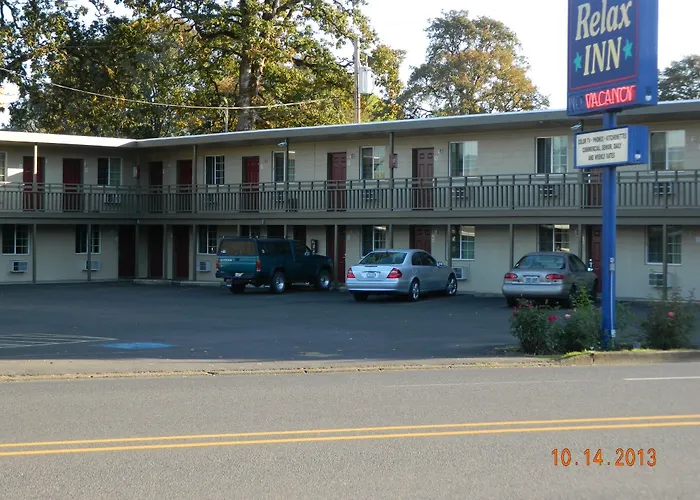 Relax Inn - Cottage Grove