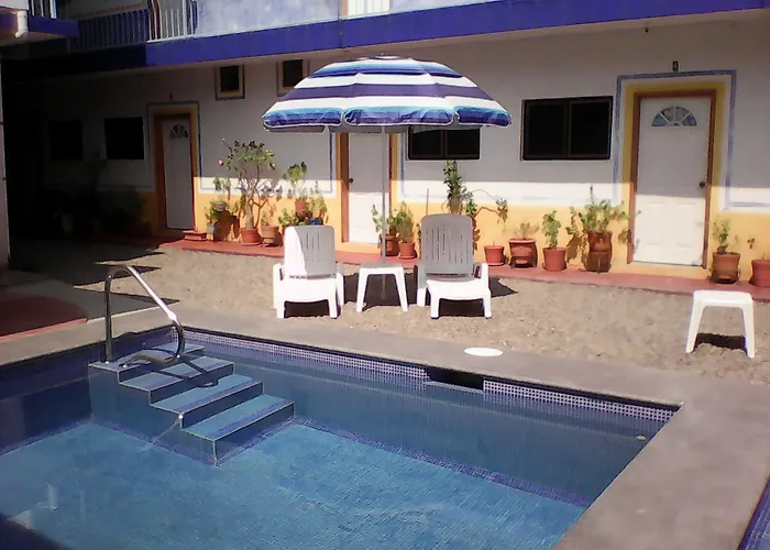 Hotel Sarabi Barra de Navidad