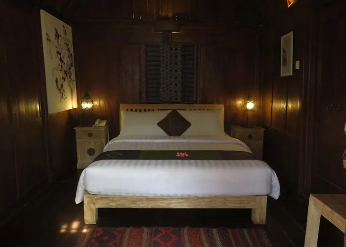 Kampung Cenik Hotel Kuta 