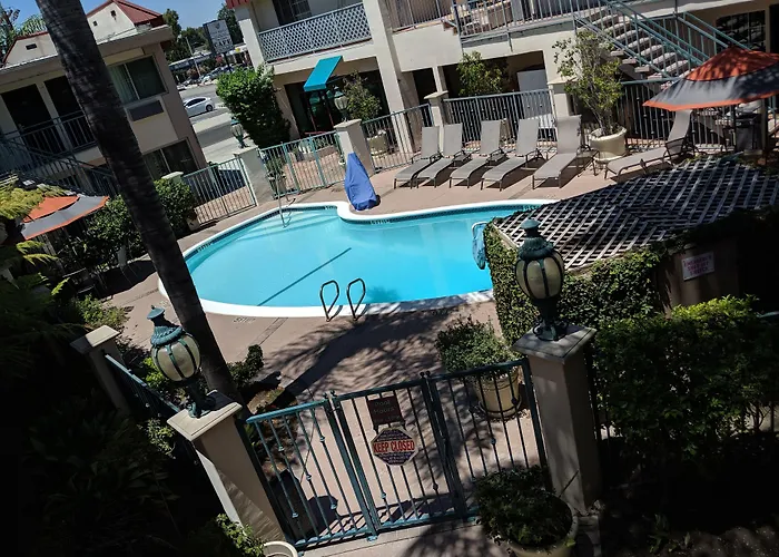 Tarzana Inn Los Angeles