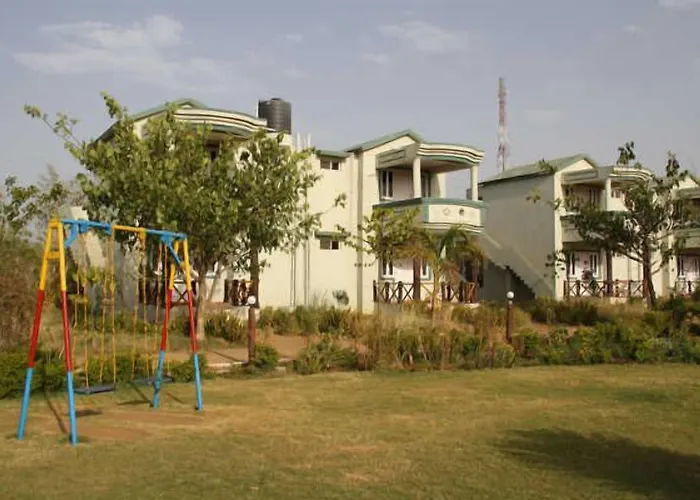 United-21 Tiger'S Habitat Hotel Kanha