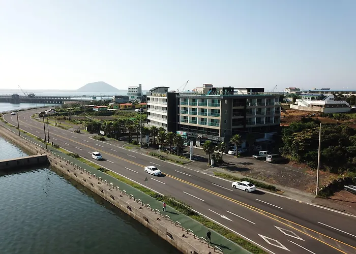 Hotel Aroha Seogwipo