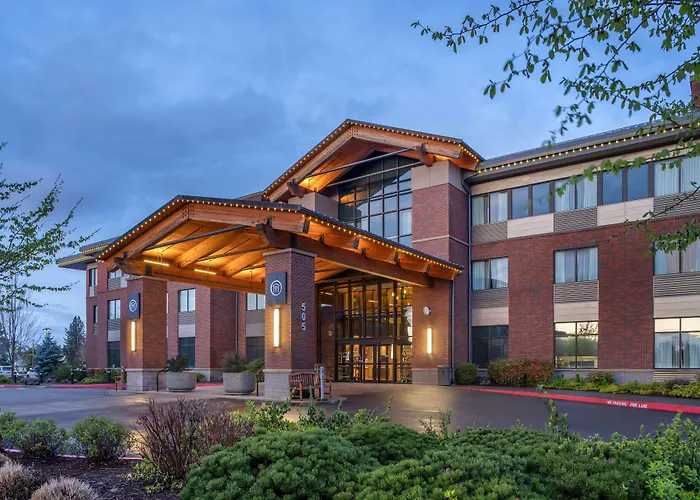 Best Western Premier Boulder Falls Inn Lebanon