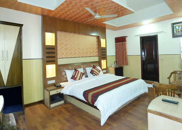 Hotel Karat 87 Inn New Delhi