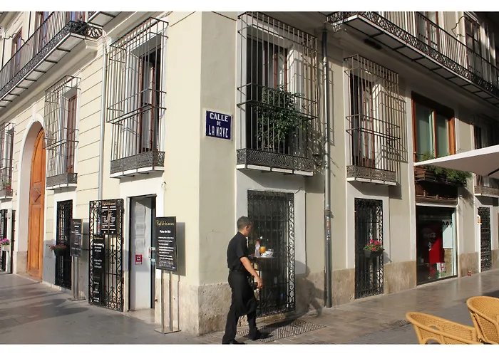 Hi Valencia Boutique Hotel