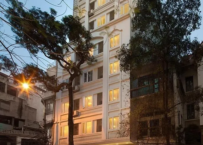 First Eden Hotel - Hang Bun Hanoi