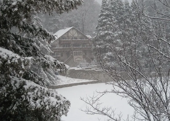 The North Shore Inn Crestline