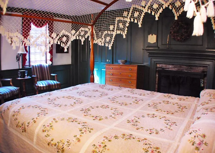 Whitehall Mansion Mystic