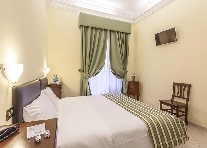 Hotel Regina Giovanna Rome