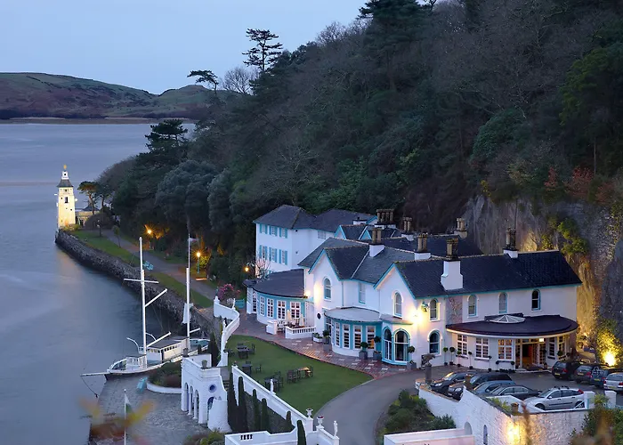 Portmeirion Village & Castell Deudraeth Porthmadog