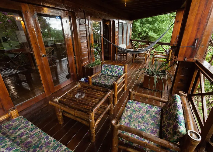 Roatan Bed & Breakfast Apartments West End