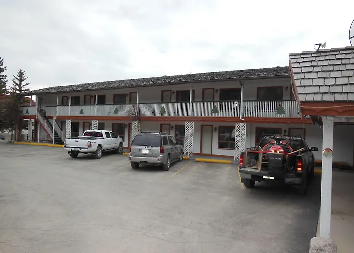 Cedar Motel Radium Hot Springs
