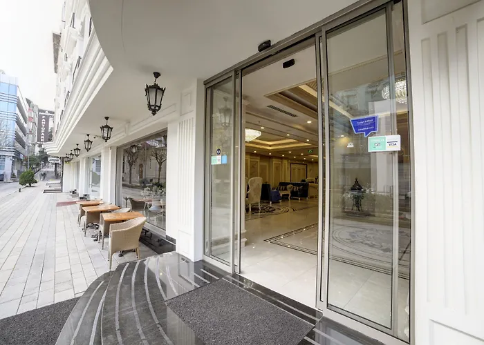 Halifaks Hotel Istanbul