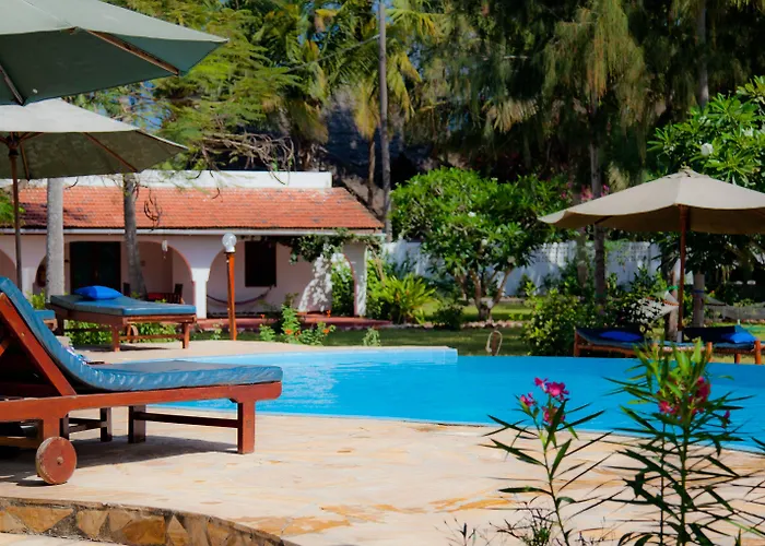 Flame Tree Cottages Nungwi