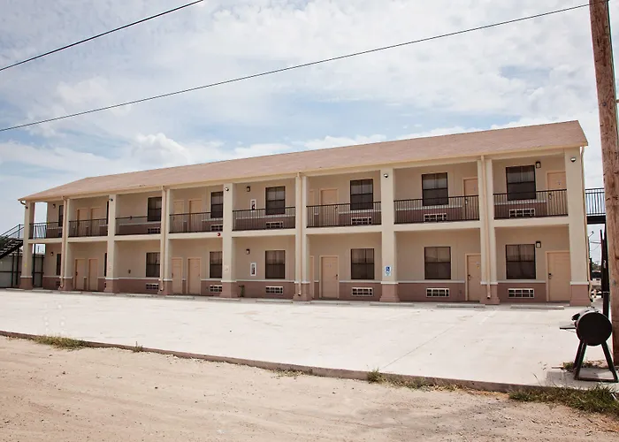Big Lake Inn And Suites