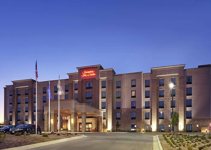 Hampton Inn & Suites Milwaukee/Franklin