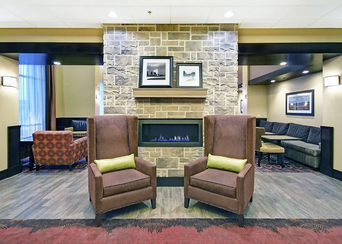 Hampton Inn & Suites Milwaukee/Franklin