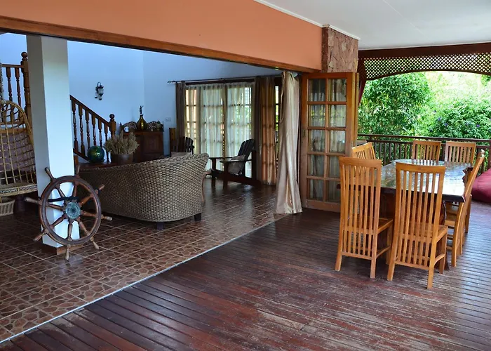 Kaz Ladouceur Bed & Breakfast La Digue