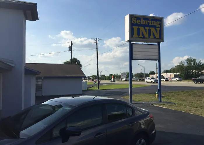 Sebring Inn