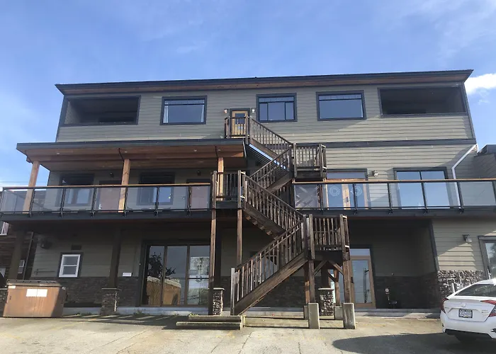 Beyond Bliss Suites & Spa Powell River